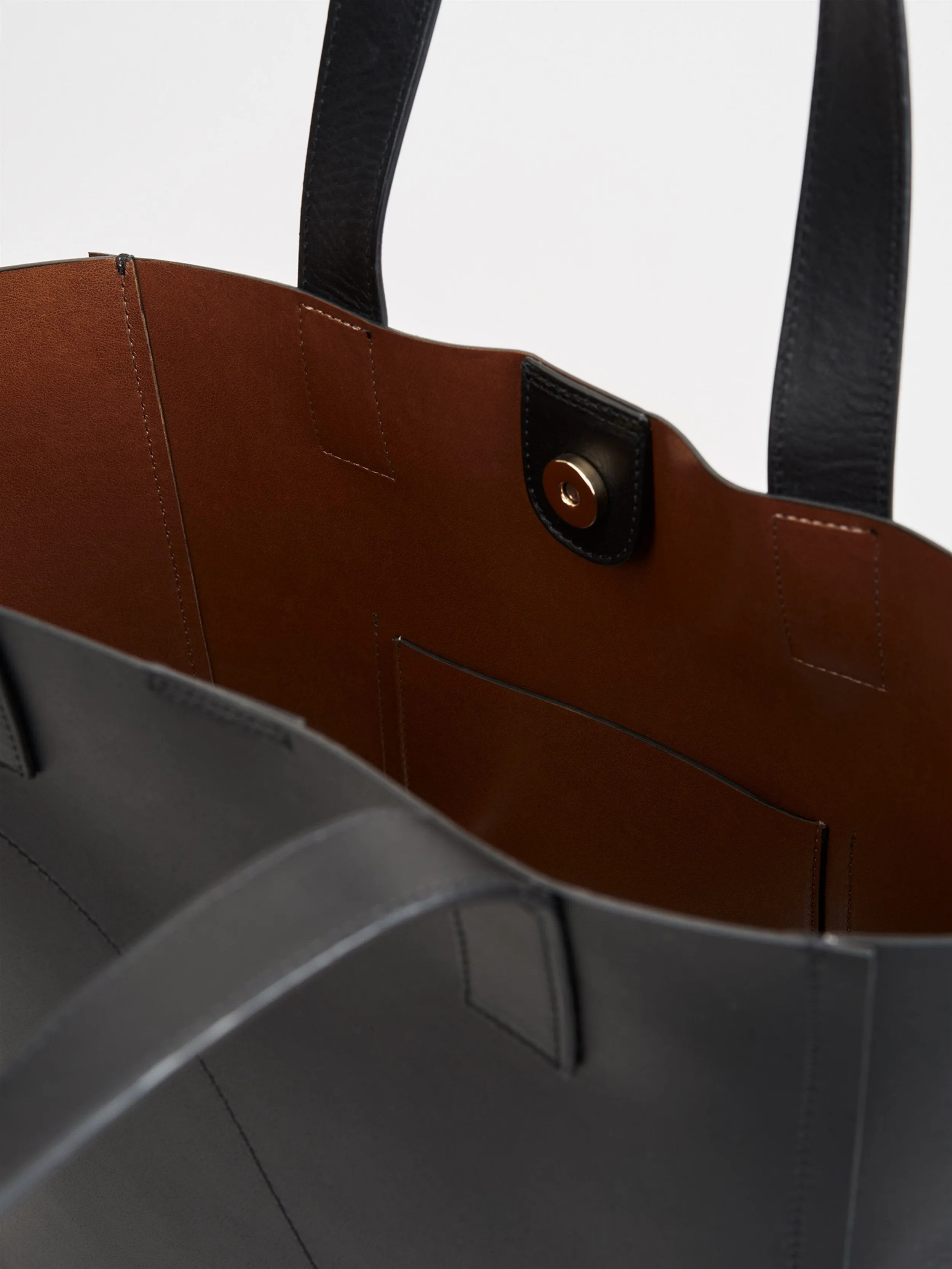 Lunano Black Tote Bag